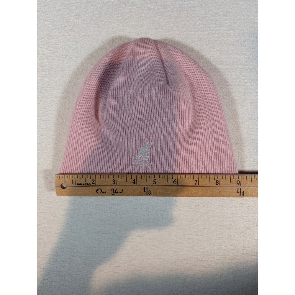 Kangol Beanie Hat Pink Knit Embroidered Kangaroo Logo Streetwear Winter Cap - Picture 4 of 5